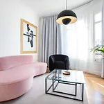Majestic 4Br/4Bath Apartment In Sagrada Familia Area